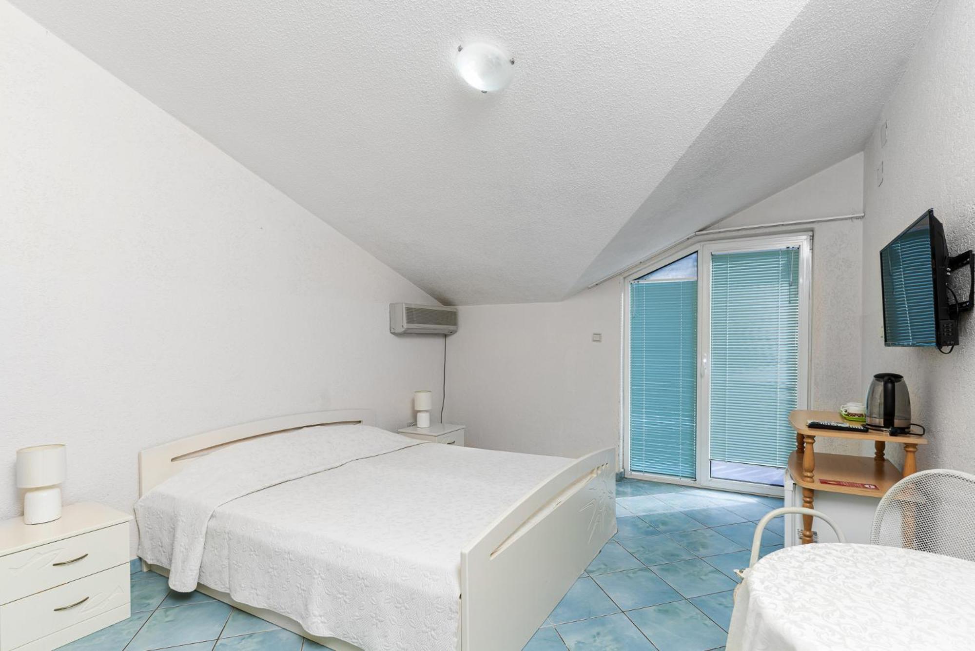 Sun Guest House Budva Exterior photo